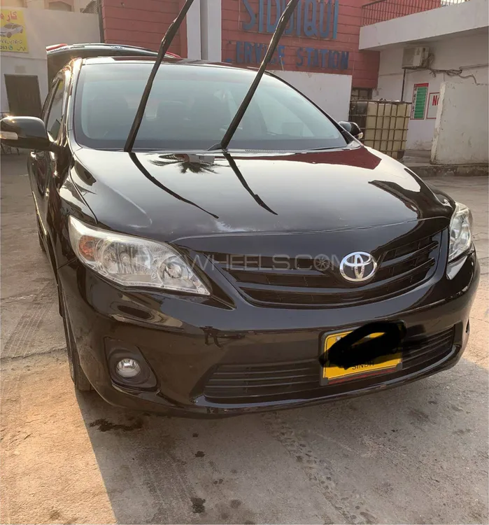 Toyota Corolla 2011 for Sale in Karachi Image-1