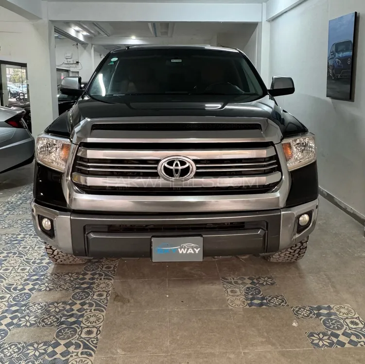 Toyota Tundra 2016 for Sale in Karachi Image-1