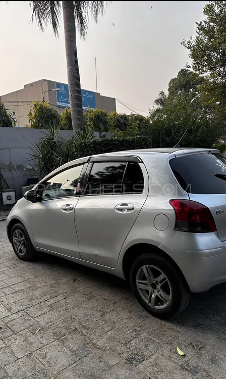 Toyota Vitz 2009 for Sale in Lahore Image-1