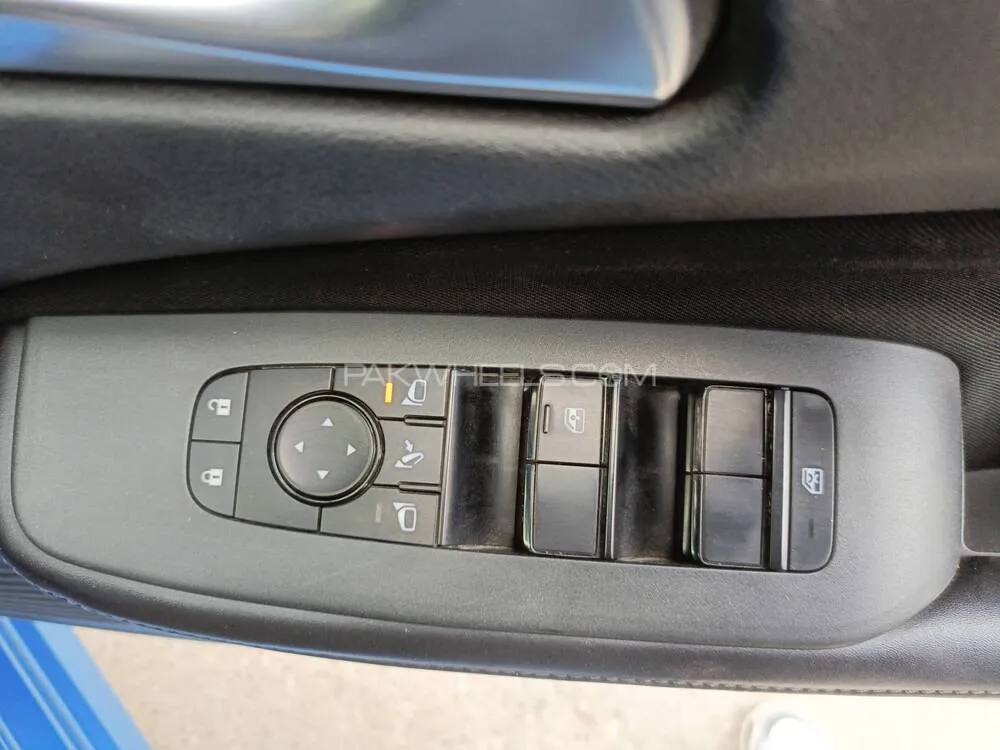 Nissan Note 2022 for Sale in Islamabad Nissan Note 2022 for Sale in Islamabad Image-12