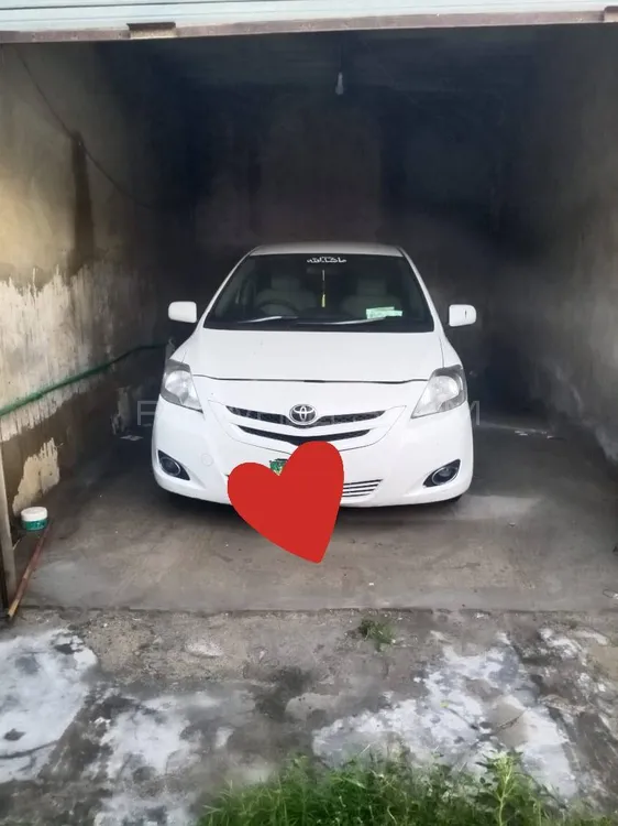 Toyota Belta 2009 for Sale in Gujrat Image-1