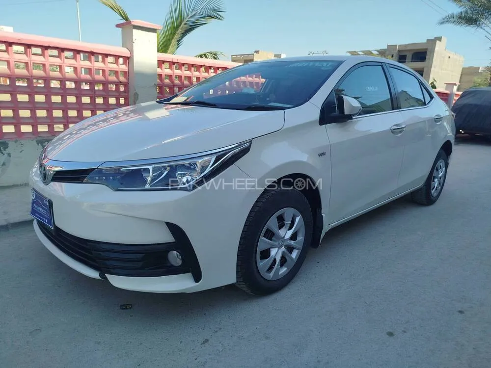 Toyota Corolla 2018 for Sale in Karachi Toyota Corolla 2018 for Sale in Karachi Image-3