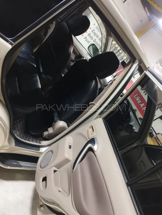 ٹویوٹا راو 4 2003 for Sale in لاہور ٹویوٹا راو 4 2003 for Sale in لاہور Image-11