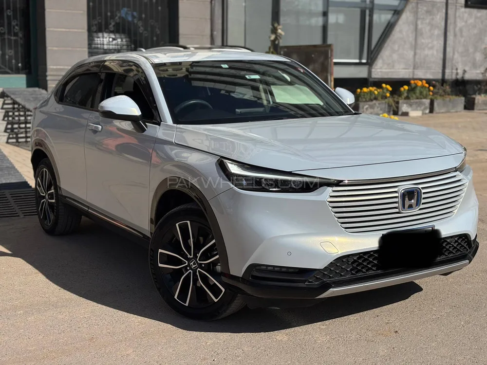 Honda Vezel 2021 for Sale in Islamabad Image-1