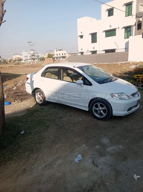 Honda City 2004 for Sale in Lahore Image-1