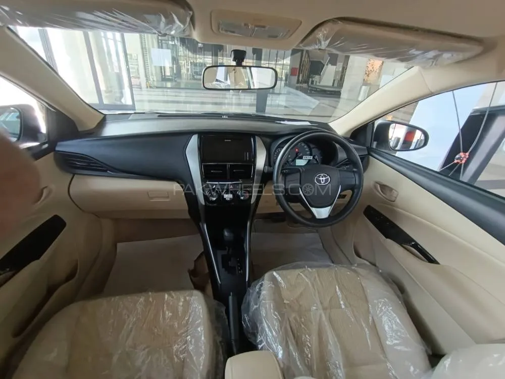 Toyota Yaris Sedan 2025 for Sale in Gujranwala Toyota Yaris Sedan 2025 for Sale in Gujranwala Image-2