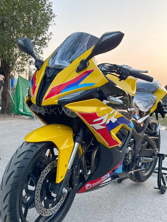 BMW M 1000 R 2025 for Sale Image-1