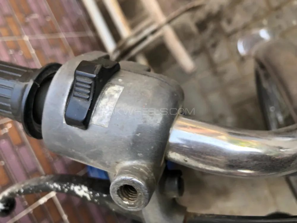 دیوان یاماہا YB 100  1985 for Sale دیوان یاماہا YB 100  1985 for Sale Image-5