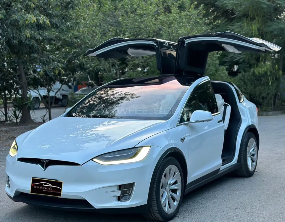 Tesla Model X 2018 for Sale in Islamabad Image-1