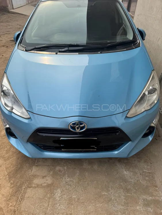 Toyota Aqua 2016 for Sale in Faisalabad Image-1