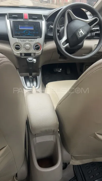 Honda City 2017 for Sale in Faisalabad Image-1
