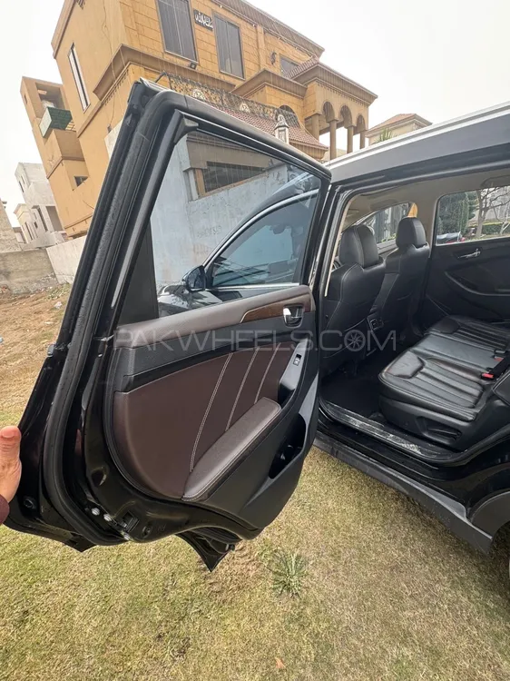 DFSK Glory 580 2021 for Sale in Multan DFSK Glory 580 2021 for Sale in Multan Image-4