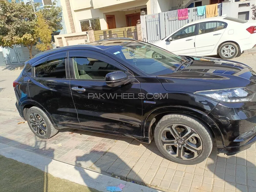 Honda Vezel 2014 for Sale in Islamabad Honda Vezel 2014 for Sale in Islamabad Image-2