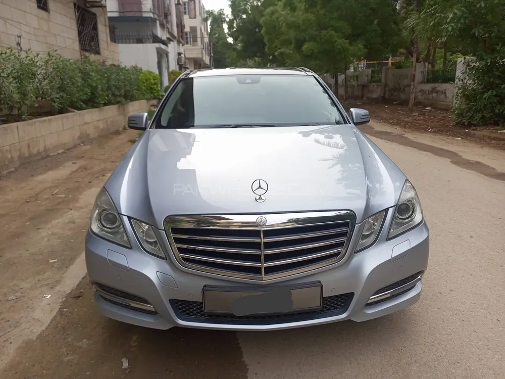 Mercedes Benz E Class 2013 for Sale in Karachi Image-1