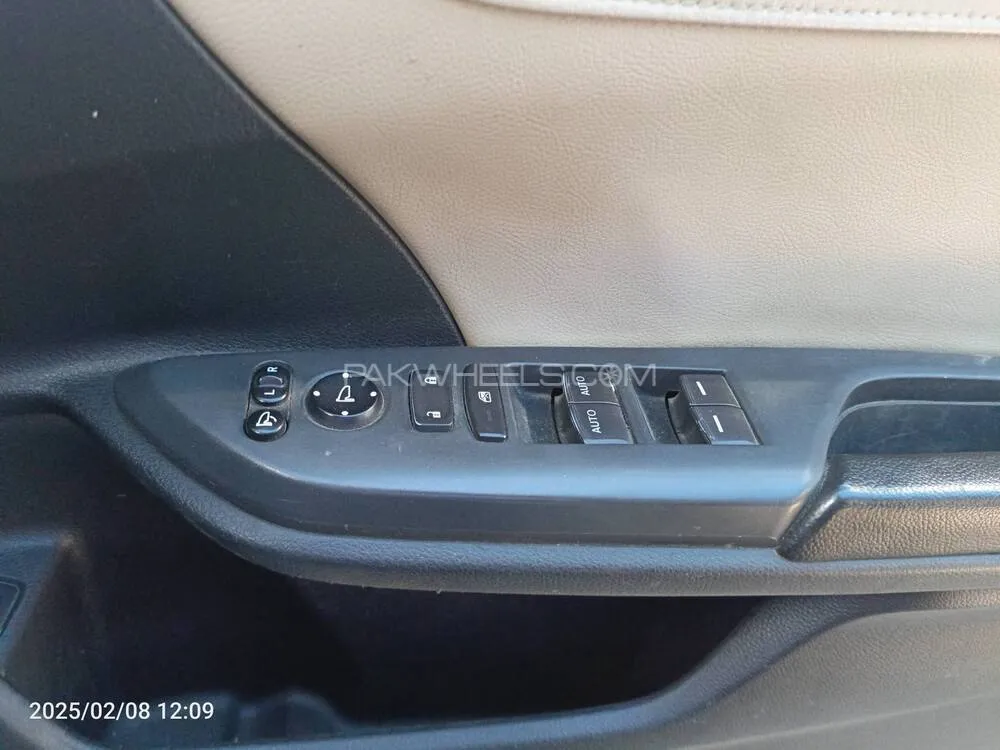 Honda Civic 2018 for Sale in Karachi Honda Civic 2018 for Sale in Karachi Image-12