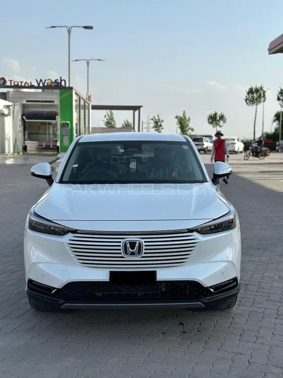 Honda Vezel 2021 for Sale in Islamabad Image-1