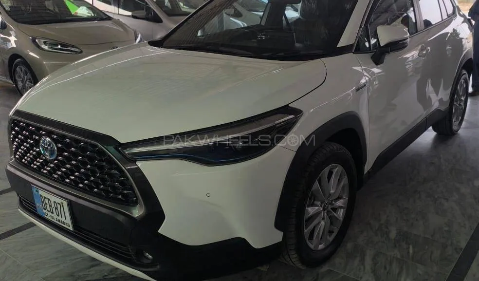 Toyota Corolla Cross 2024 for Sale in Islamabad Image-1