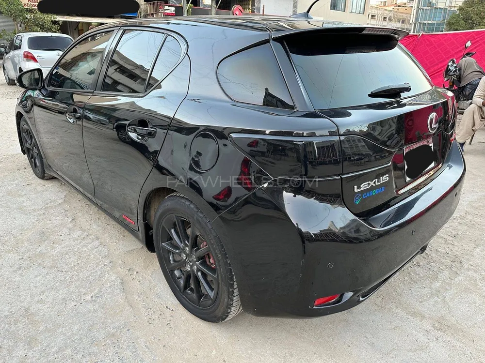 Lexus CT200h 2011 for Sale in Karachi Lexus CT200h 2011 for Sale in Karachi Image-6