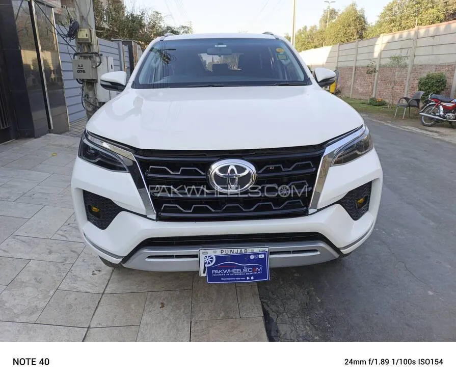 Toyota Fortuner 2020 for Sale in Gujranwala Image-1