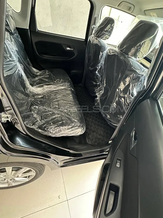 Daihatsu Move 2022 for Sale in Lahore Daihatsu Move 2022 for Sale in Lahore Image-7
