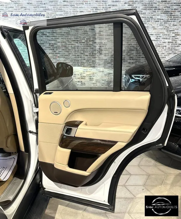Range Rover Vogue 2013 for Sale in Karachi Range Rover Vogue 2013 for Sale in Karachi Image-9