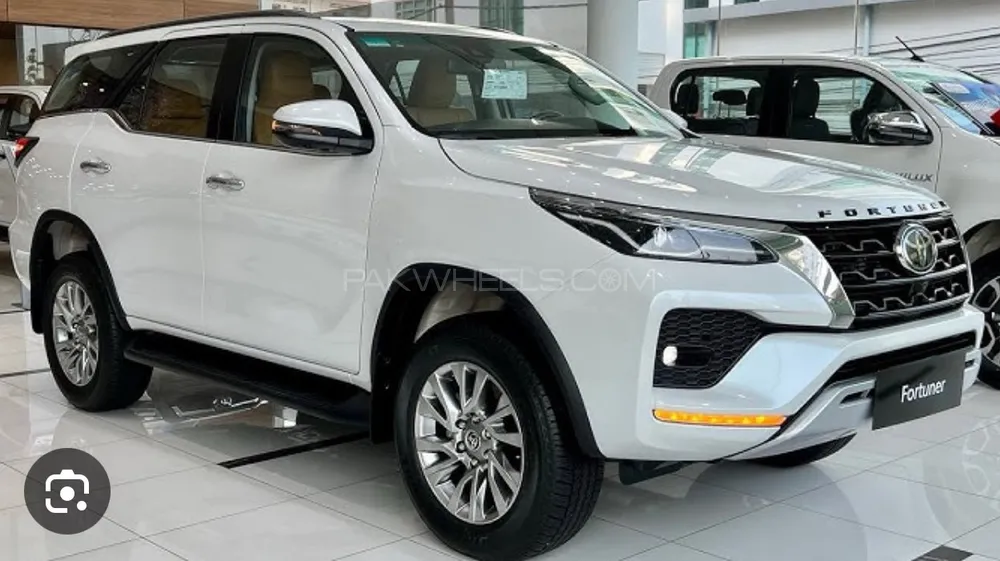 Toyota Fortuner 2021 for Sale in Lahore Image-1
