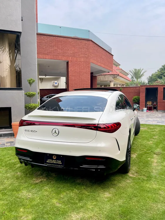 Mercedes Benz EQS 2023 for Sale in Lahore Mercedes Benz EQS 2023 for Sale in Lahore Image-5