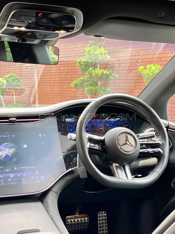 Mercedes Benz EQS 2023 for Sale in Lahore Mercedes Benz EQS 2023 for Sale in Lahore Image-18