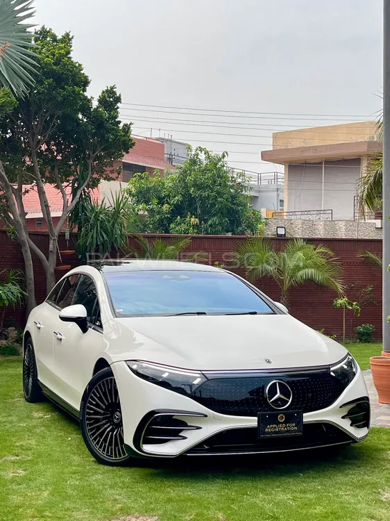 Mercedes Benz EQS 2023 for Sale in Lahore Mercedes Benz EQS 2023 for Sale in Lahore Image-2