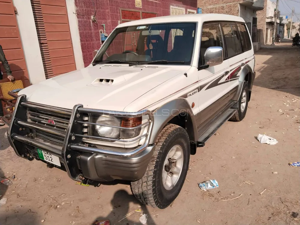 Mitsubishi Pajero 1995 for Sale in Lahore Mitsubishi Pajero 1995 for Sale in Lahore Image-14