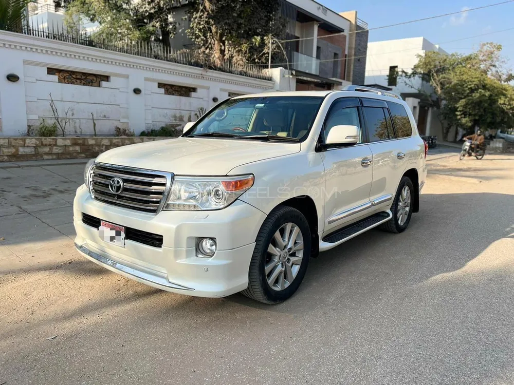 Toyota Land Cruiser 2013 for Sale in Karachi Image-1