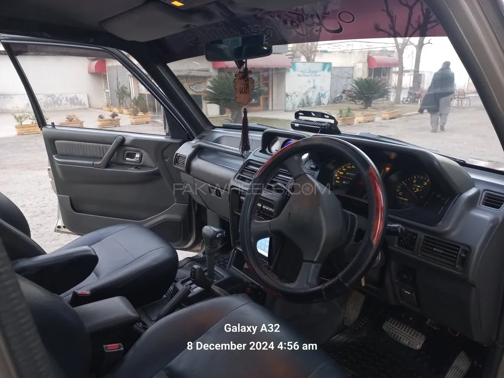 Mitsubishi Pajero 1992 for Sale in Attock Mitsubishi Pajero 1992 for Sale in Attock Image-6