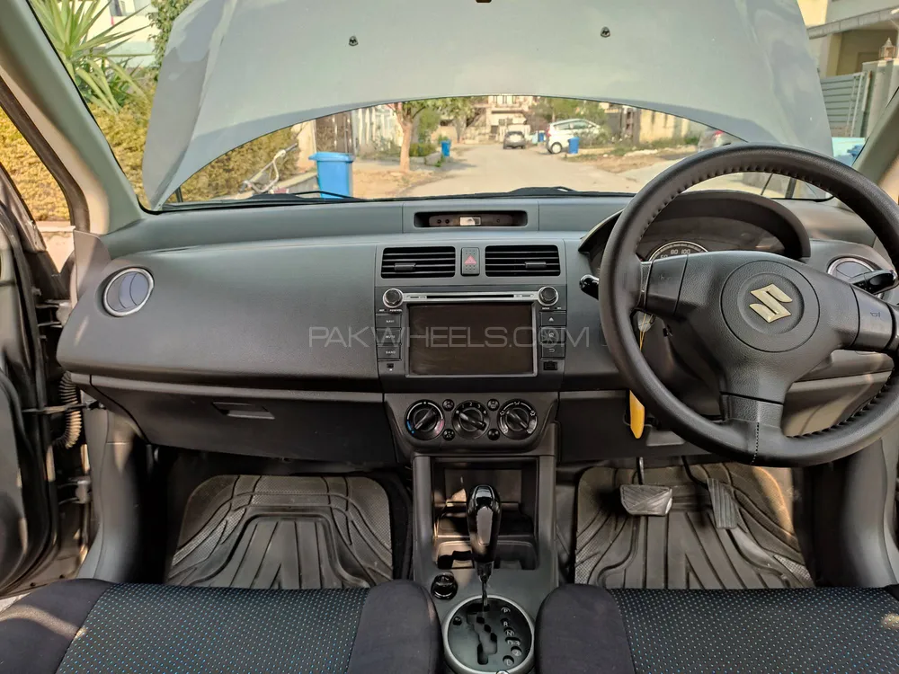 Suzuki Swift 2012 for Sale in Islamabad Image-1