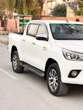 Toyota Hilux Revo V Automatic 2.8 2018 for Sale