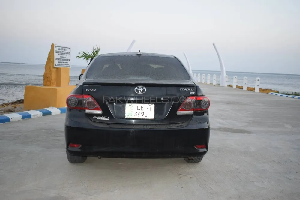 Toyota Corolla 2011 for Sale in Islamabad Image-1
