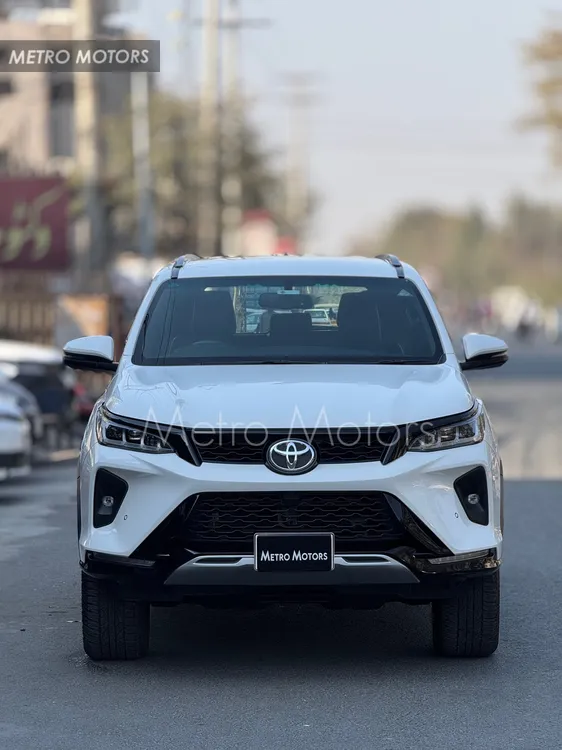 Toyota Fortuner 2023 for Sale in Lahore Image-1