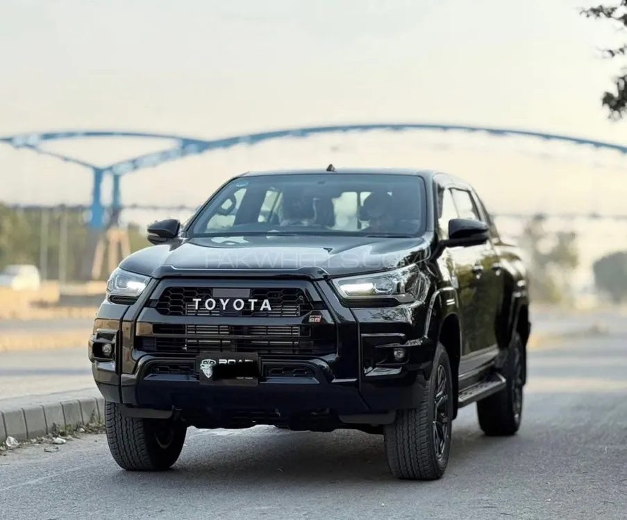 Toyota Hilux 2024 for Sale in Sialkot Toyota Hilux 2024 for Sale in Sialkot Image-4