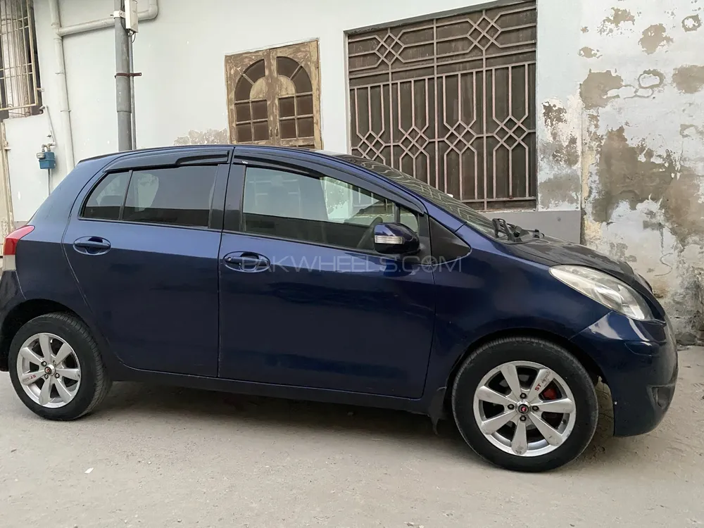 Toyota Vitz 2009 for Sale in Bahawalpur Image-1