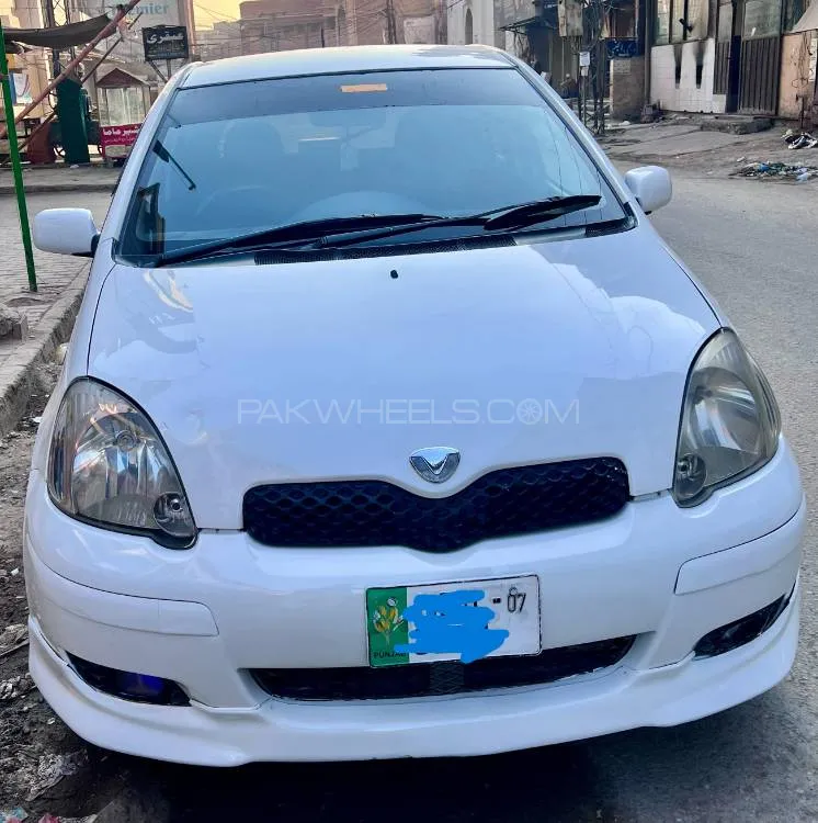 Toyota Vitz 2003 for Sale in Peshawar Image-1