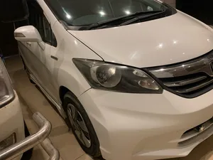 Honda Freed Hybrid Modulo X Honda Sensing 2013 for Sale