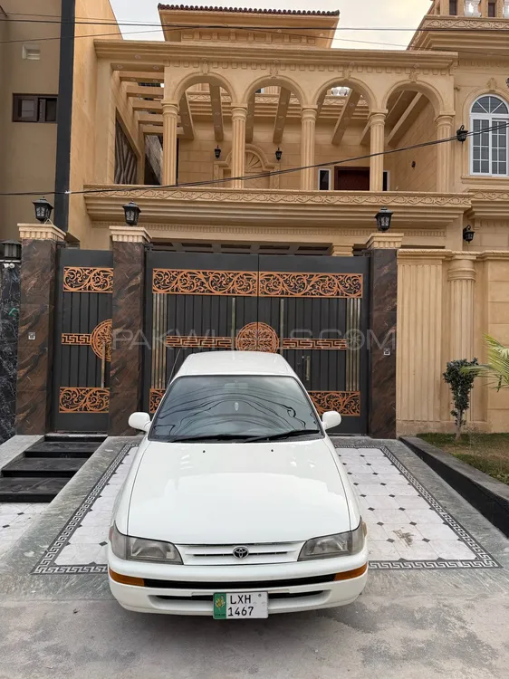 Toyota Corolla 1998 for Sale in Peshawar Image-1