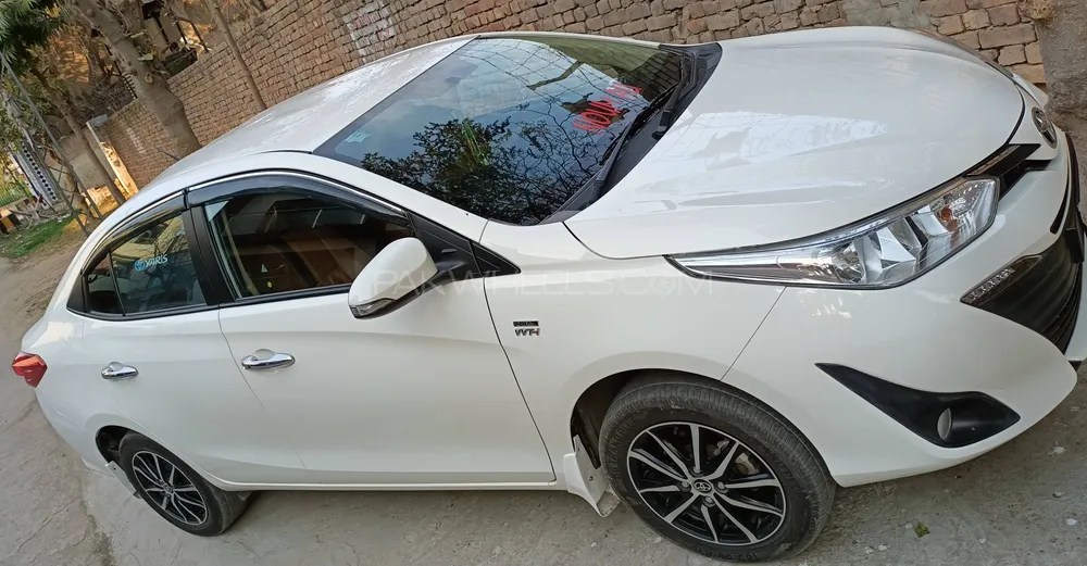 Toyota Yaris Sedan 2022 for Sale in Lahore Toyota Yaris Sedan 2022 for Sale in Lahore Image-3