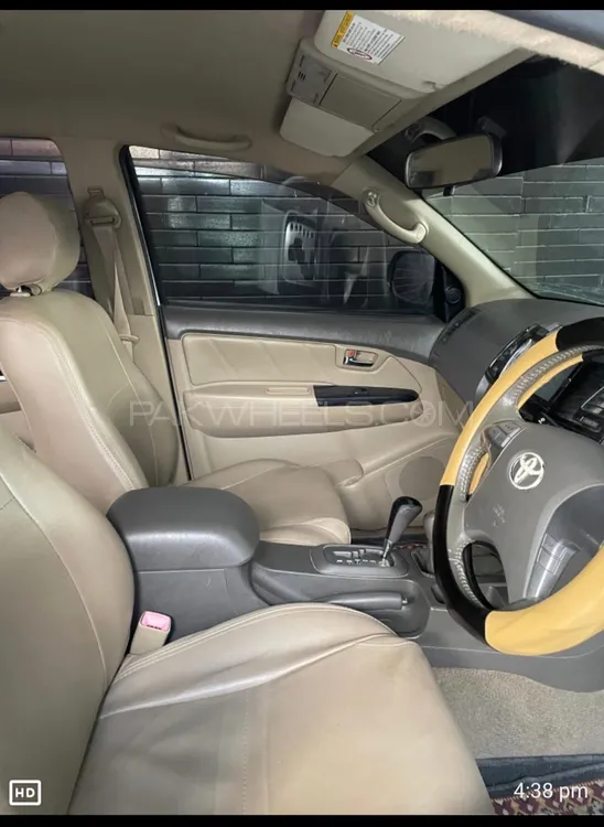 Toyota Fortuner 2014 for Sale in Karachi Image-1