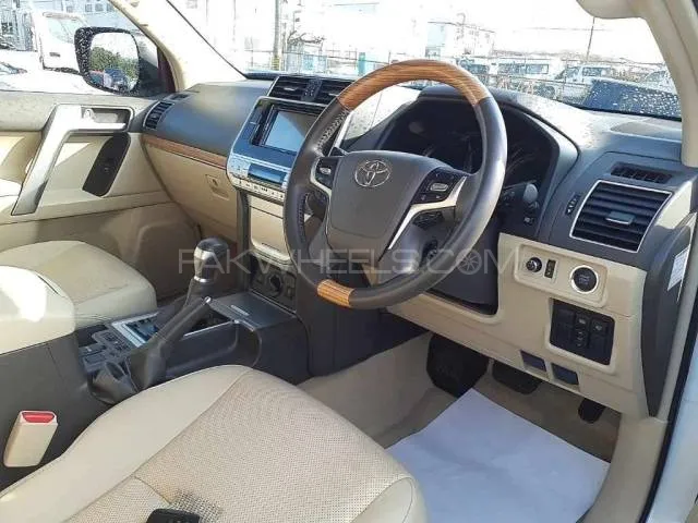 Toyota Prado 2020 for Sale in Karachi Image-1
