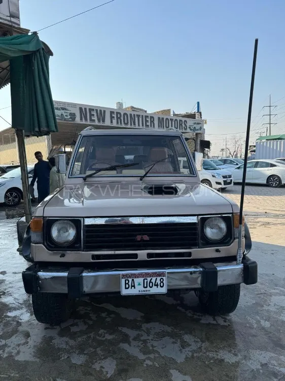 Mitsubishi Pajero 1986 for Sale in Karachi Image-1