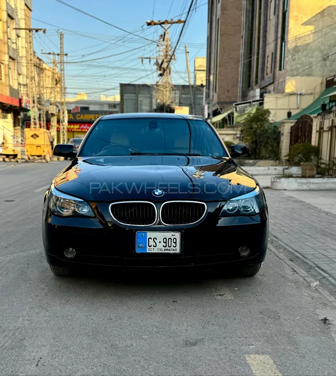 بی ایم ڈبلیو 5 سیریز 2004 for Sale in راولپنڈی بی ایم ڈبلیو 5 سیریز 2004 for Sale in راولپنڈی Image-2