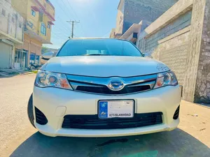 Toyota Corolla Axio Hybrid 1.5 2014 for Sale