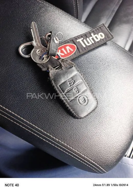 KIA Sorento 2022 for Sale in Lahore KIA Sorento 2022 for Sale in Lahore Image-13