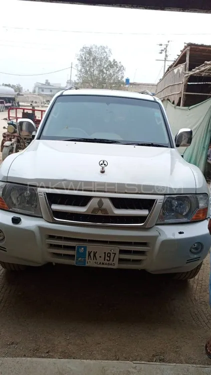 Mitsubishi Pajero 2006 for Sale in Karachi Image-1
