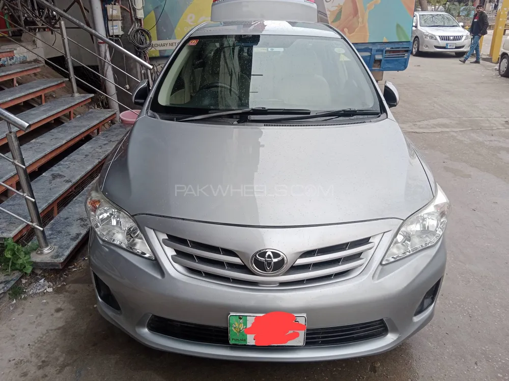 Toyota Corolla 2013 for Sale in Islamabad Image-1